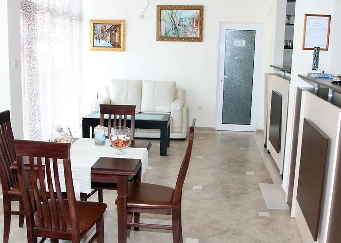 Vlasta Family Hotel Ravda