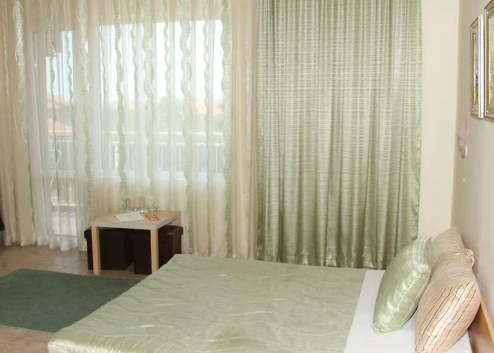 Vlasta Family Hotel Ravda