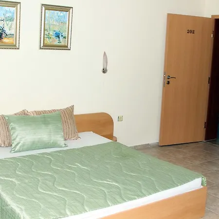 Vlasta Family Hotel Ravda